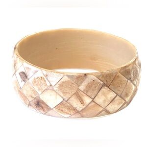 Vintage Shell Bracelet